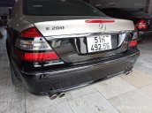 Cần bán xe Mercedes E200 năm 2007, giá tốt