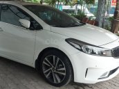 Cần bán gấp Kia Cerato đời 2018, màu trắng chính chủ, giá chỉ 562 triệu