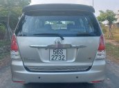 Cần bán Toyota Innova sản xuất 2010 còn mới, giá tốt