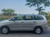 Cần bán Toyota Innova sản xuất 2010 còn mới, giá tốt