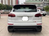 Cần bán xe Porsche Cayenne sản xuất năm 2015, nhập khẩu nguyên chiếc