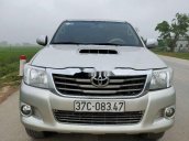 Cần bán Toyota Hilux sản xuất 2013 còn mới