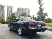 Cần bán Toyota Crown đời 1994, màu đen, nhập khẩu 