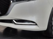 [Mazda Lê Văn Lương] bán xe Mazda 3 1.5L Luxury màu trắng, ưu đãi tiền mặt và nhiều khuyến mại khác