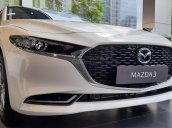 [Mazda Lê Văn Lương] bán xe Mazda 3 1.5L Luxury màu trắng, ưu đãi tiền mặt và nhiều khuyến mại khác