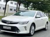 Bán ô tô Toyota Camry 2.0E sản xuất năm 2019, giá 880tr