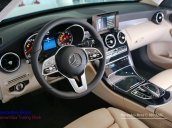 Bán Mercedes C180 đời 2021, màu đen, xe mới 100%