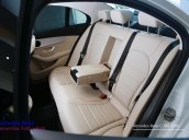 Bán Mercedes C180 đời 2021, màu đen, xe mới 100%