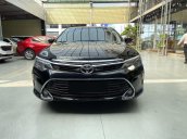 Bán xe Toyota Camry 2.0E 2018, màu đen