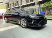 Bán xe Toyota Camry 2.0E 2018, màu đen