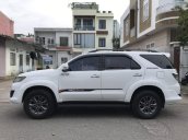 Bán xe Toyota Fortuner năm 2015, giá 645tr, xe còn rất mới, gia đình bảo dưỡng định kỳ