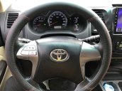 Bán xe Toyota Fortuner năm 2015, giá 645tr, xe còn rất mới, gia đình bảo dưỡng định kỳ