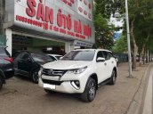 Toyota Fortuner 2.4AT số tự động màu trắng sản xuất 2019 xe tư nhân chính chủ