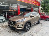 Cần bán xe Hyundai Tucson sản xuất 2019, màu nâu còn mới, 840tr