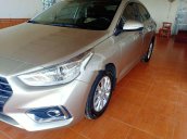 Cần bán lại xe Hyundai Accent, vàng cát, sản xuất 2018