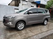 Bán nhanh chiếc Toyota Innova E 2018