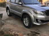 Bán Toyota Fortuner đời 2013, màu bạc số sàn