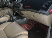 Bán Toyota Fortuner đời 2013, màu bạc số sàn