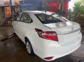 Cần bán lại xe Toyota Vios sản xuất 2015, màu trắng còn mới, giá 299tr