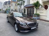 Bán Mercedes E200 sản xuất 2015, màu nâu