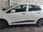 Cần bán xe Hyundai Grand i10 1.2 AT năm 2018, giá 365tr