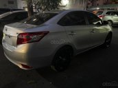 Cần bán lại xe Toyota Vios sản xuất 2016, màu bạc còn mới