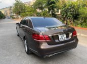 Bán Mercedes E200 sản xuất 2015, màu nâu