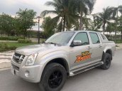 Cần bán Isuzu Dmax sản xuất năm 2009, màu bạc, nhập khẩu số sàn