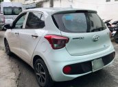 Cần bán lại xe Hyundai Grand i10 đời 2017, màu trắng số sàn