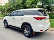 Bán Toyota Fortuner sản xuất năm 2019, màu trắng còn mới