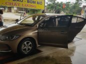 Bán nhanh Hyundai Elantra 2017 số sàn