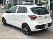 Bán Hyundai Grand i10 1.2MT sản xuất 2017, màu trắng, nhập khẩu