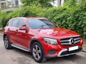 Cần bán lại xe Mercedes GLC200 năm 2018, màu đỏ