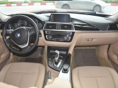 Bán BMW 3-Series 320i sản xuất 2018, màu đỏ số tự động