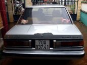 Cần bán Toyota Camry đời 1986, màu bạc, xe nhập số sàn giá cạnh tranh