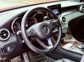 Cần bán lại xe Mercedes GLC200 năm 2018, màu đỏ