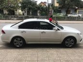 Cần bán gấp Kia Optima sản xuất năm 2011, màu trắng, xe nhập còn mới