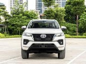 Cần bán Toyota Fortuner năm 2021, ưu đãi lên tới 30 triệu, nhận ưu đãi, hỗ trợ trả góp, đăng ký lái thử