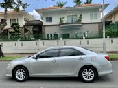 Bán Toyota Camry 2.0E sản xuất năm 2014