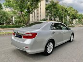 Bán Toyota Camry 2.0E sản xuất năm 2014