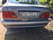 Bán Mercedes E230 sản xuất 1997, màu xám, xe nhập chính chủ, giá chỉ 120 triệu