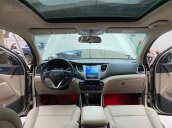 Bán Hyundai Tucson sản xuất năm 2019, màu sâm banh