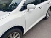 Chính chủ bán ô tô Toyota Venza đời 2010, màu trắng, nhập khẩu