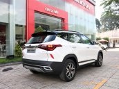 Kia Seltos 2021 Premium trắng đen giao liền, đưa trước 240 triệu nhận xe, tặng PK chính hãng Kia