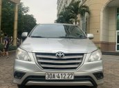 Cần bán chiếc xe Innova 2014, 1 chủ từ đầu, xe gia đình không một ngày dịch vụ