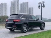 Cần bán Mercedes GLC300 4Matic sản xuất 2018