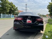 Cần bán gấp Toyota Camry 2.5 Q năm sản xuất 2019, màu đen