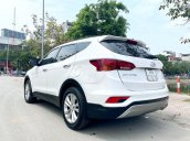 Cần bán gấp Hyundai Santa Fe sản xuất 2017 còn mới