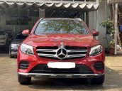 Cần bán gấp Mercedes GLC300 năm sản xuất 2018, màu đỏ