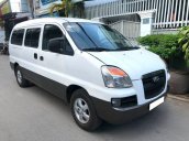 Bán Hyundai Starex đời 2005, màu trắng, nhập khẩu chính chủ